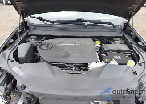 2019 Jeep Cherokee Limited 4X4 from USA, damaged, VIN 1C4PJMDX1KD225369